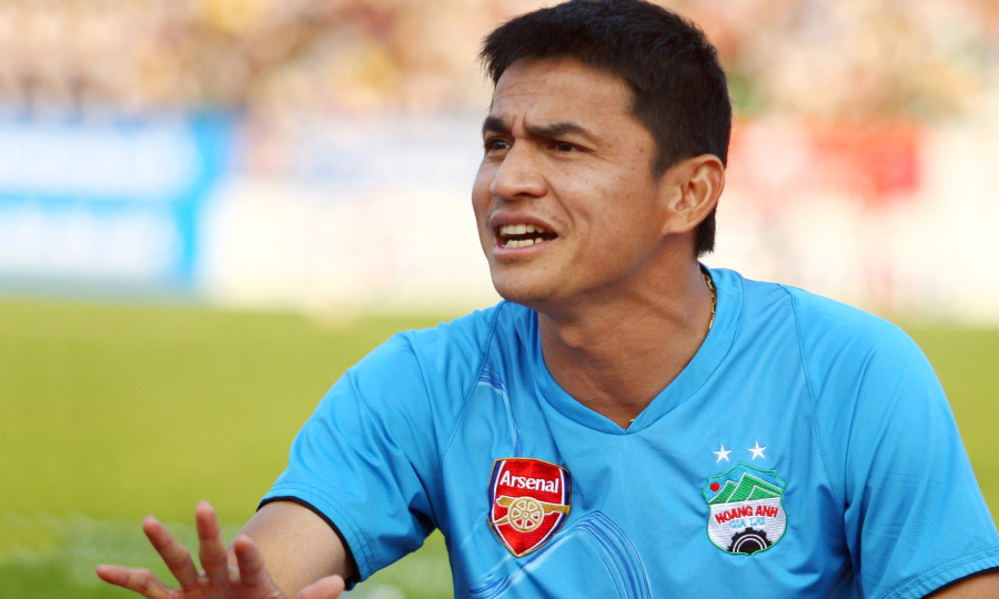 HLV Kiatisuk tin tưởng các cầu thủ Thái Lan