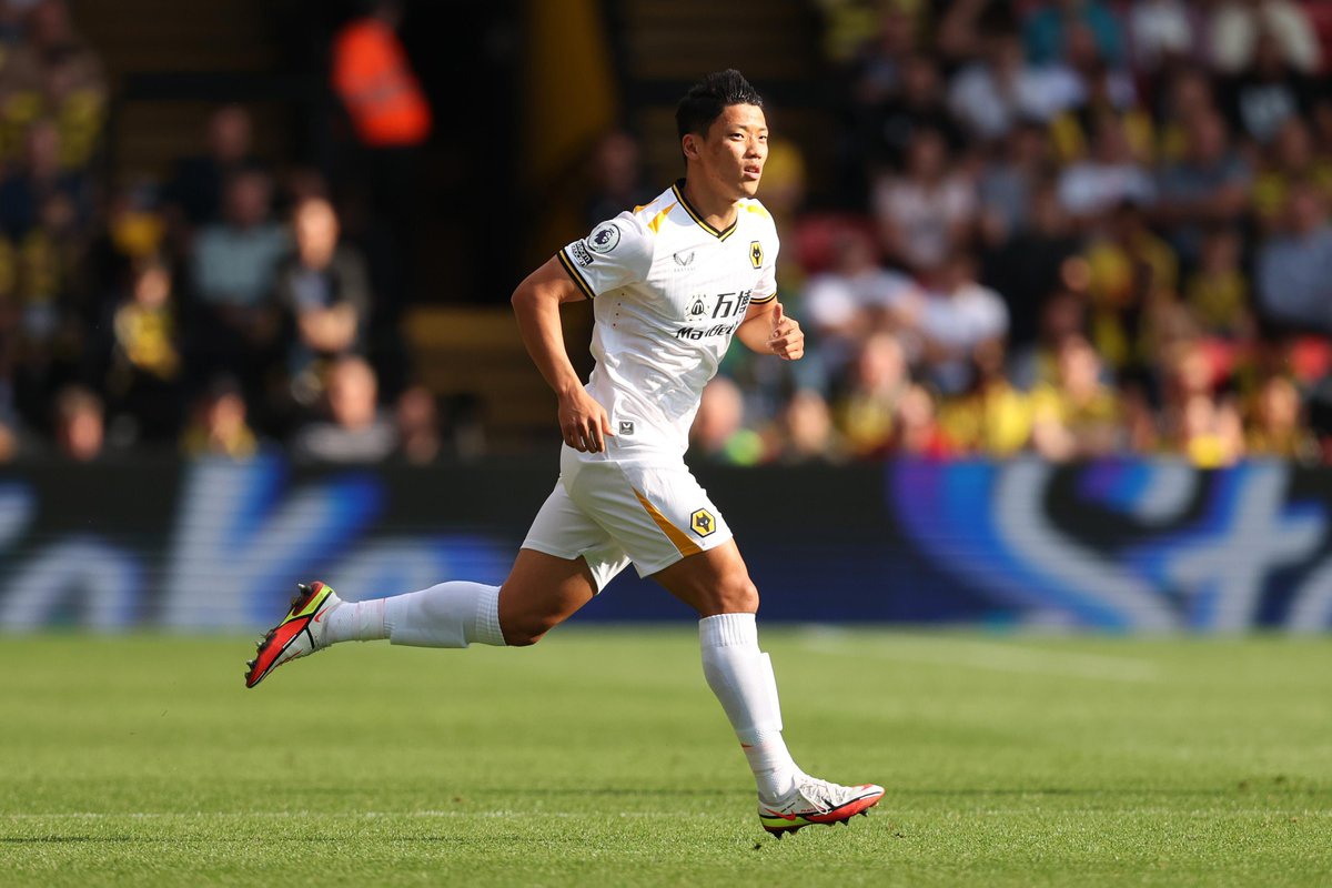 Hwang Hee Chan ghi bàn trong trận đầu tiên ở giải Ngoại Hạng Anh
