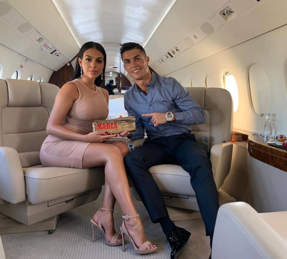 Ronaldo và cô bạn gái Georgina không kết hôn